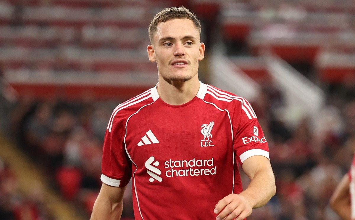 epa12283488 Florian Wirtz of Liverpool looks on during a pre-season friendly soccer match between Liverpool FC and Athletic Club in Liverpool, Britain, 04 August 2025. EPA/ADAM VAUGHAN