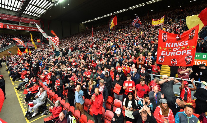 epa09426308 Liverpool fans in the Kop react during the English Premier League soccer match between Liverpool FC and Burnley FC at Anfield, Liverpool, Britain, 21 August 2021 EPA/PETER POWELL EDITORIAL ...