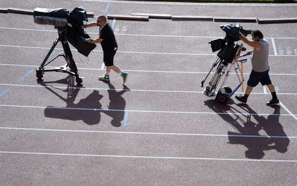Während der Europameisterschaft stehen im Stadion 80 Kameras im Einsatz, damit die Zuschauer optimale TV-Bilder zu sehen bekommen. Für die Marathonläufe sind 22 Kameras vorgesehen, für die Wettkämpfe ...
