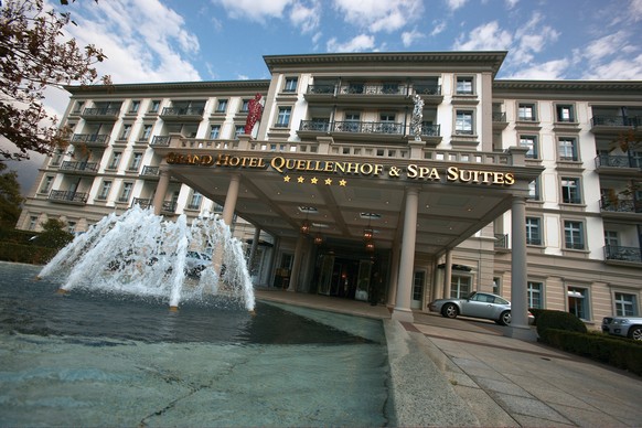 Grand Hotel Quellenhof &amp; Spa Suites in Bad RagaZ. Nach ueber 20 Jahren des Aelterwerdens ist es an der Zeit fuer eine Gesamterneuerung: Das seit 1869 bestehende Grand Hotel Quellenhof wird zum 150 ...