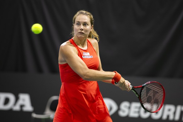 epa08565911 Stefanie Voegele of Switzerland in action during her match against Viktorija Golubic of Switzerland at the Tennis Securitas Pro Cup in the Swiss Tennis Arena in Biel, Switzerland, 25 July  ...