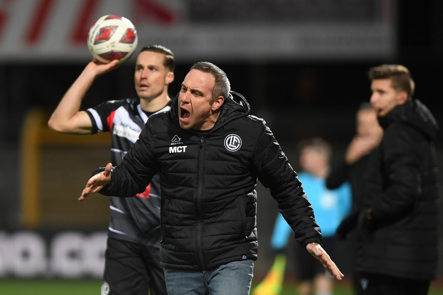 Lugano&#039;s head coach Mattia Croci Torti reacts during the Super League soccer match FC Lugano against FC Sion, at the Cornaredo stadium in Lugano, on Sunday, 5 December 2021. (KEYSTONE/Ti-Press/Sa ...