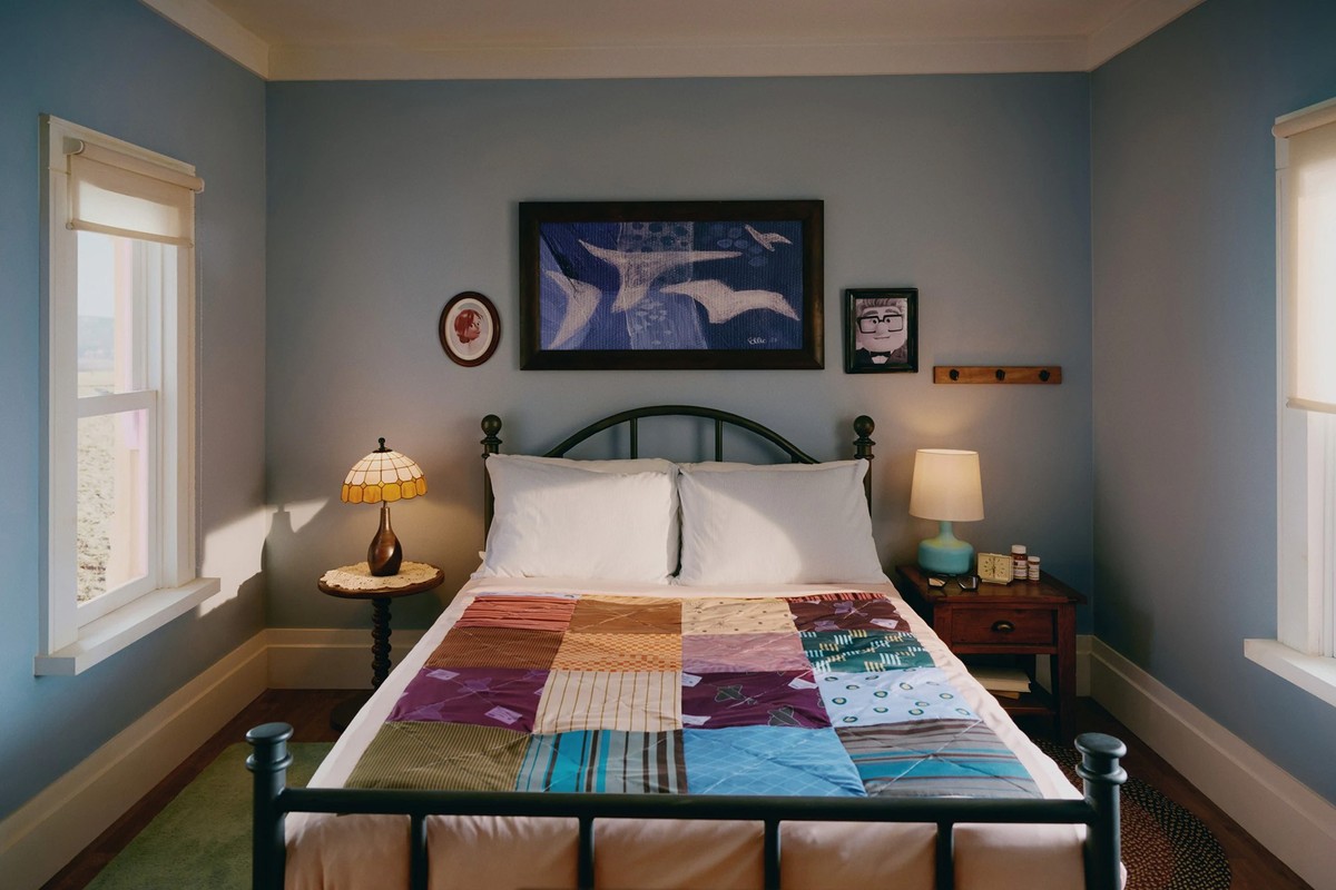 Airbnb Oben (Up)