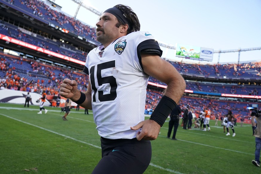 Jacksonville Jaguars quarterback Gardner Minshew leaves the field after an NFL football game against the Denver Broncos, Sunday, Sept. 29, 2019, in Denver. (AP Photo/Jack Dempsey)