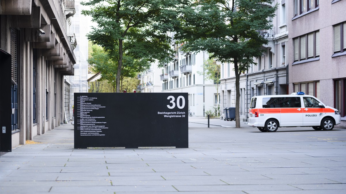 Das Gebaeude des Bezirksgerichts an der Wengistrasse 30 in Zuerich fotografiert am 3. Oktober 2016 in Zürich. (KEYSTONE/Manuel Lopez)