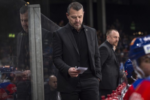 Zuerichs Cheftrainer Serge Aubin, im Eishockey Meisterschaftsspiel der National League zwischen den ZSC Lions und dem HC Davos, am Sonntag, 13. Januar 2019, im Hallenstadion in Zuerich. (KEYSTONE/Mela ...