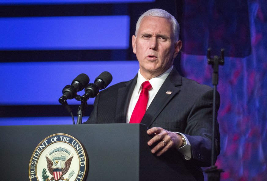 epa07337001 US Vice President Mike Pence speaks at event in support of Venezuelan opposition leader Juan Guaido after a roundtable with Venezuelan exiles and community leaders at Iglesia Doral Jesus W ...