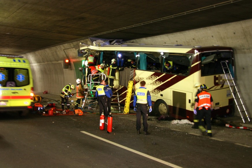 22 Kinder starben beim Car-Unfall im Wallis