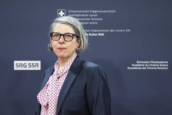 Petra Volpe Drehbuchautorin und Regisseurin vom film "Heldin" auf dem roten Teppich bei der Verleihung vom Schweizer Filmpreis "Quartz 2026" am Freitag, 27. Maerz 2026, im Kongress ...