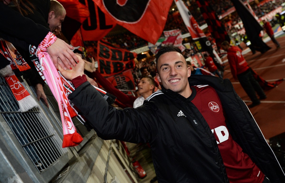 Hatte zuletzt nicht mehr viel zu lachen: Der 16-fache Saisontorschütze Josip Drmic steuert mit Nürnberg dem Abstieg entgegen.