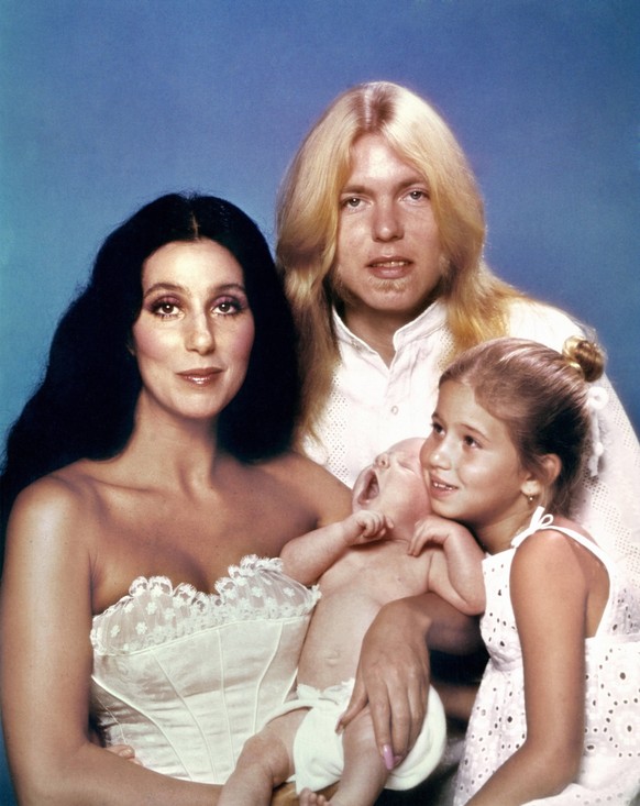 RECORD DATE NOT STATED Cher, Gregg Allman, Chaz Bono and Elijah Allman circa 1976 ** I.V. EDITORIAL USE ONLY PUBLICATIONxINxGERxAUTxSUIxONLY Copyright: x