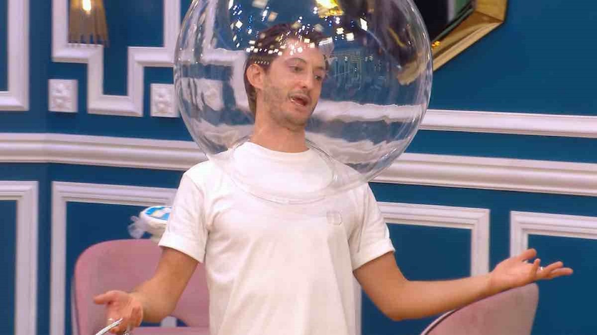 Marina Rollman et Alexandre Kominek intègrent LOL: qui rit sort!
