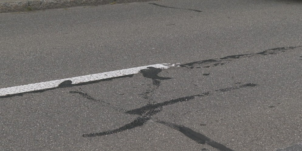 Die Ortsdurchfahrt von Oberdiessbach ist holprig. Die Hauptstrasse müsste dringend saniert werden. Das wird aber nicht so schnell passieren, denn dafür müsste Tempo 30 eingeführt werden. Da die Bevölk ...