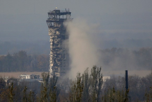 Tower des Flughafen Donezk.
