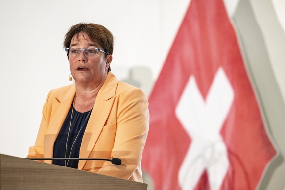Die Nationalraetin Magdalena Martullo-Blocher bei ihrer Rede der Delegiertenversammlung der SVP Schweiz vom Samstag, 27. Januar 2024 in Buerglen im Kanton Uri. (KEYSTONE/Urs Flueeler).