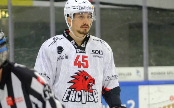 Visp Defender Jorden Gähler 45 SWISS Ice Hockey, Ice Hockey - Swiss League EHC Winterthur vs Wisp 03/02/2023 - Deutweg Arena Winterthur Deutweg Zurich Switzerland Copyright: xSergioxBrunettix