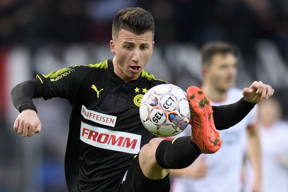 Le milieu zuerichois Rifet Kapic court avec le ballon lors de la rencontre de football de Super League entre le FC Sion et Grasshopper Club Zuerich, GC, ce dimanche 4 fevrier 2018 au stade de Tourbill ...