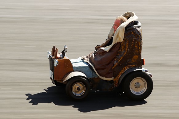 FILE Jeremy Clarksons Top Gear Contract With The BBC Will Not Be Renewed SYDNEY, AUSTRALIA - MARCH 10: Jeremy Clarkson drives a homemade vehicle during the Top Gear Festival at Sydney Motorsport Park  ...