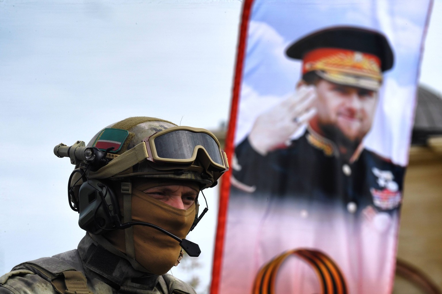 Russia, Victory Day Military Parade in Grozny, Russia Regions WWII Victory Day Celebrations 8187131 05/09/2022 A soldier takes part in a military parade in honor of the 77th anniversary of the vi...