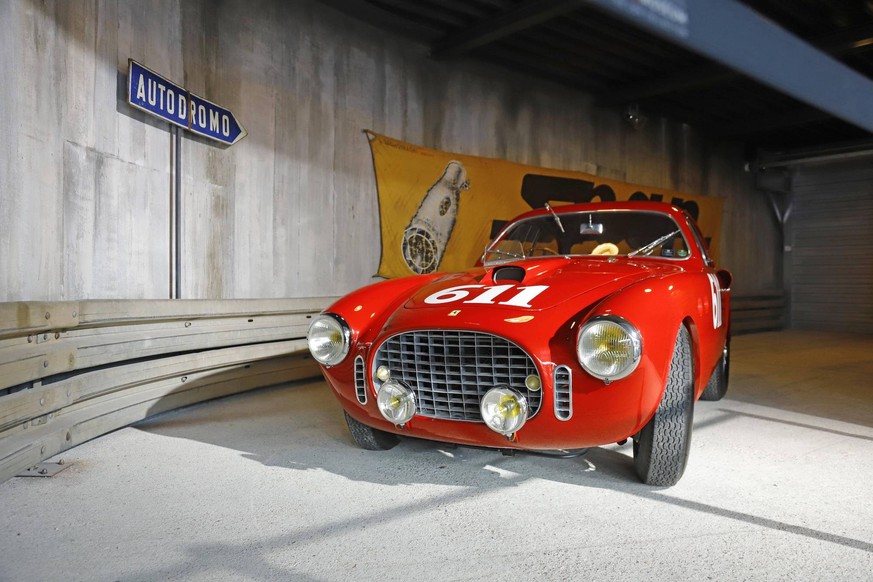 Ferrari 250 Sport Vignale Berlinetta, Baujahr 1952, Sonderausstellung 24 Stunden Le Mans, Nationales Automuseum The Loh Collection, Dietzhˆlztal, Hessen, Deutschland, Europa *** Ferrari 250 Sport Vign ...
