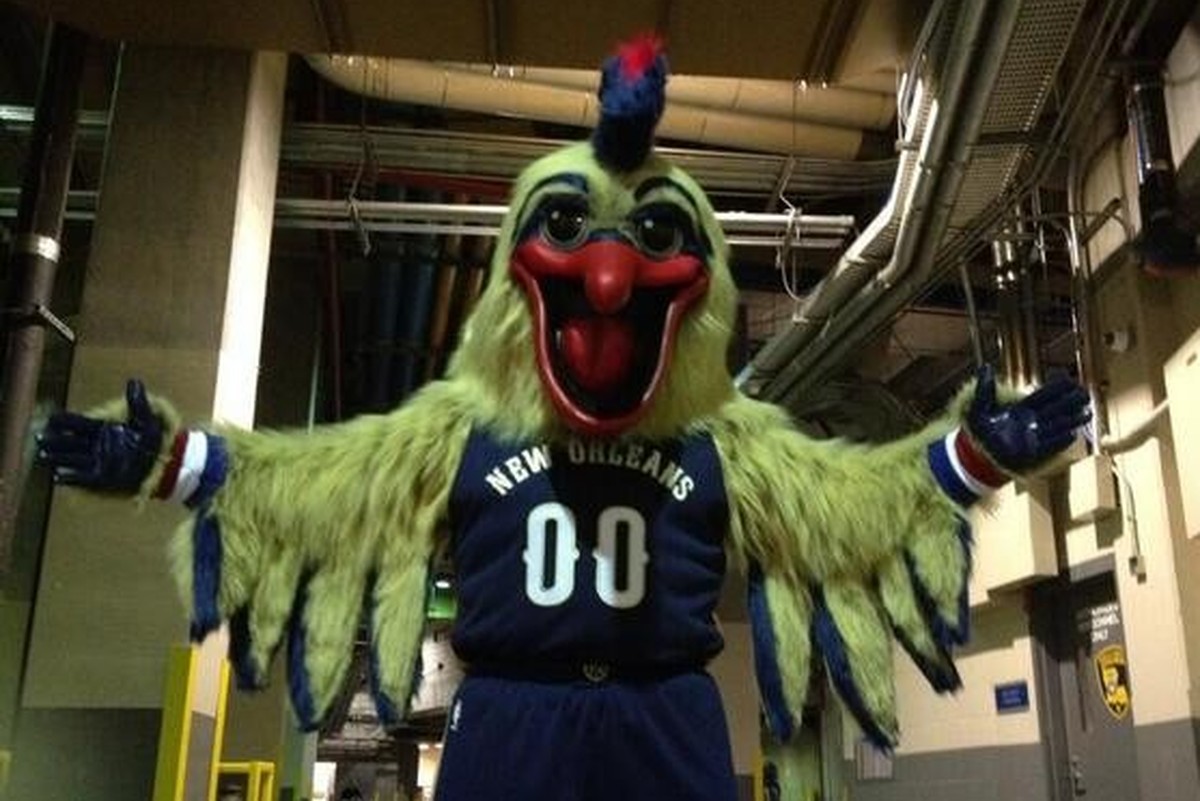 NBA-Maskottchen oder Figur aus einem Horrorfilm? Bei Pierre dem Pelikan waren sich viele unsicher.
