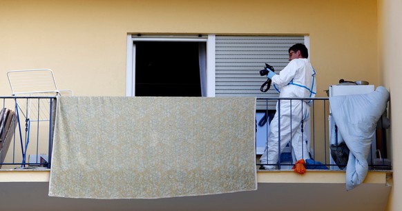 Police photographes a flat where the 27-year-old Syrian suspect lived, after an explosion in Ansbach near Nuremberg, Germany, July 25, 2016. REUTERS/Michaela Rehle TPX IMAGES OF THE DAY
