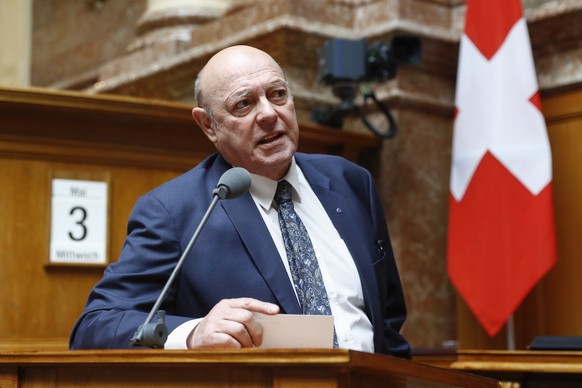 Ulrich Giezendanner (SVP-AG) spricht waehrend der Sondersession im Nationalrat, am Mittwoch, 3. Mai 2017 in Bern. (KEYSTONE/Peter Klaunzer)