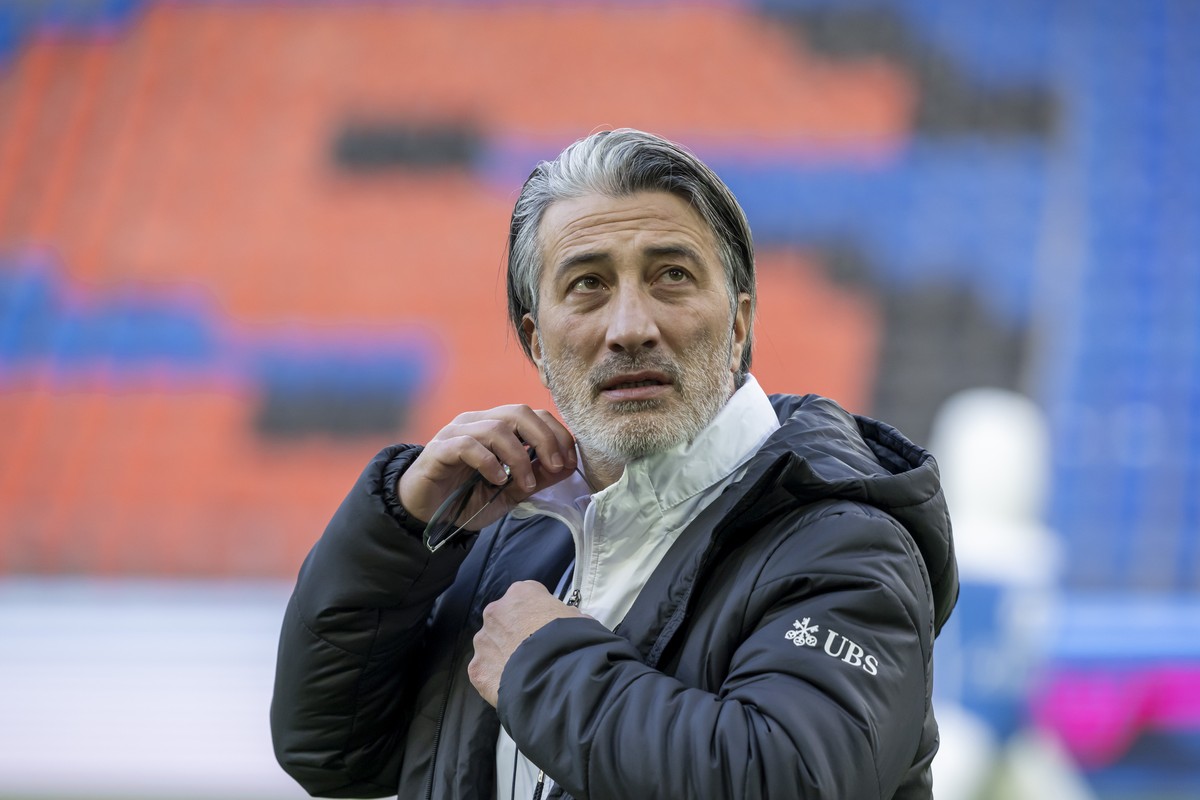 Switzerland's head coach Murat Yakin during a training session of the Swiss national soccer team, one day before the international soccer match between Switzerland and Germany, in Basel, Switzerl ...