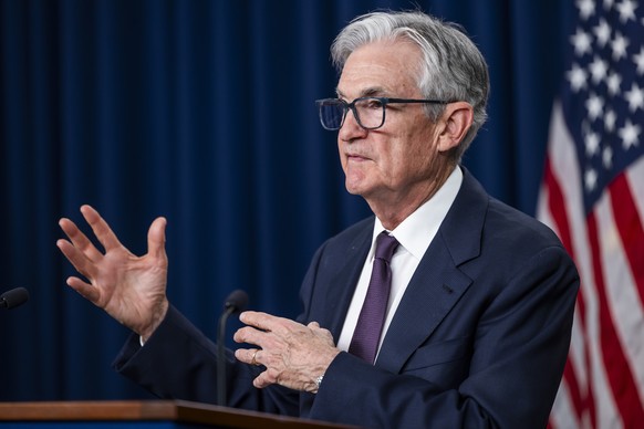 epa12081829 US Chair of the Federal Reserve Jerome Powell announces the Fed will not change interest rates following their two-day policy conference in Washington, DC USA, 07 May 2025. US President Do ...
