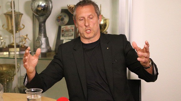 Aarau, 09.05.2015, Fussball Super League - MK Grasshopper Club Zuerich, Verwaltungsratspraesident Stephan Anliker (GCZ) bei der Pressekonferenz. (Marc Schumacher/EQ Images)