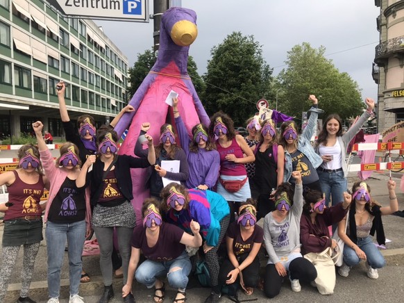 klito-gang in bern frauenstreik