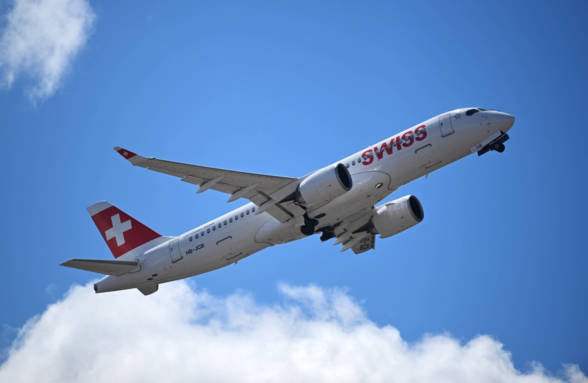 Airline companies impose fuel surcharge as fuel prices continue rising LISBON, PORTUGAL - MAY 05: A Swiss Airways aircraft takes off from Lisbon Airport in Lisbon, Portugal on May 05, 2026. As jet fue ...