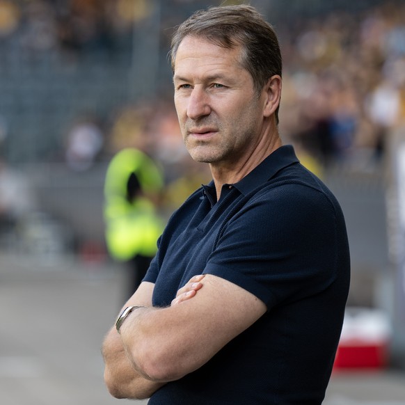 Zuerichs Cheftrainer Franco Foda im Fussball Meisterschaftsspiel der Super League zwischen den Berner Young Boys und dem FC Zuerich, am Samstag, 16. Juli 2022, im Wankdorf Stadion in Bern. (KEYSTONE/P ...