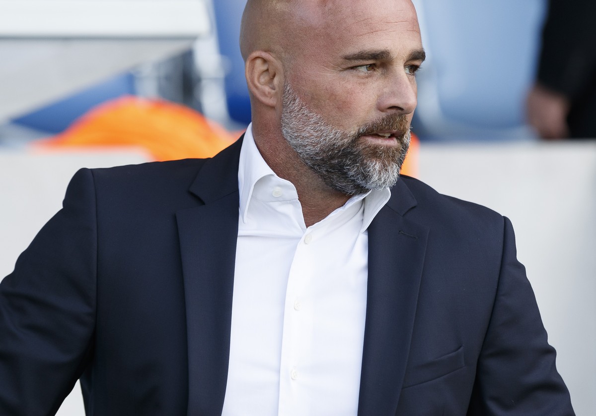 L'entraineur du FC Lausanne-Sport Giorgio Contini, lors de la rencontre de football de Super League entre FC Lausanne-Sport, LS, et FC Zuerich, FCZ, ce dimanche, 9 mai 2021 au stade de la Tuilier ...