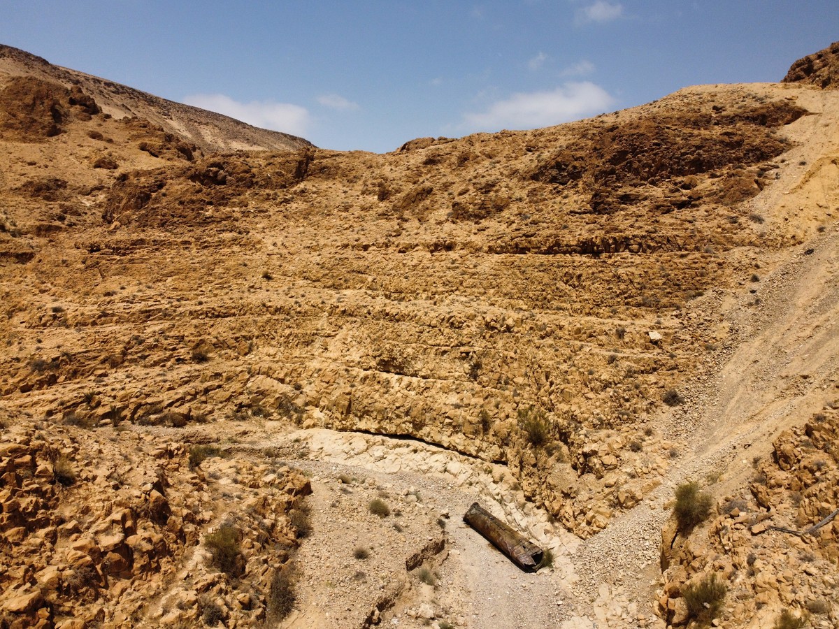 epa11306363 A general view of parts of an Iranian ballistic missile discovered by Israeli hikers near the southern city of Arad, Israel, 28 April 2024. Iran's Islamic Revolutionary Guards Corps ( ...