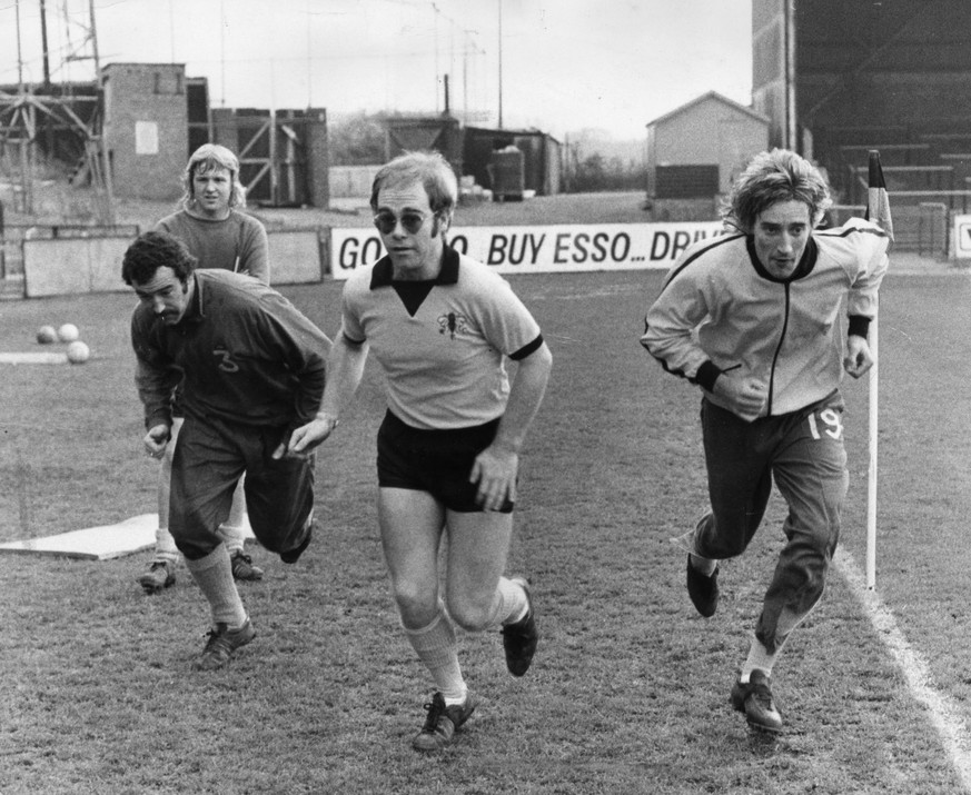 7th November 1973: British singer-songwriter and vice-president of Watford FC Elton John and Rod Stewart wearing Watford strip at Vicarage Road. (Photo by Sydney O&#039;Meara/Evening Standard/Getty Im ...