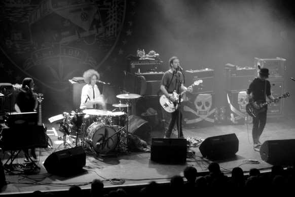 Die Band&nbsp;2012 bei einem Konzert in London