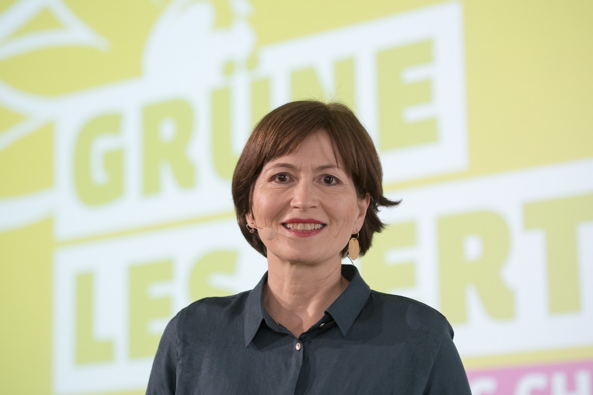 Die Parteipraesidentin der Gruenen Schweiz, Regula Rytz bei ihrer Rede anlaesslich der Delegiertenversammlung der Gruenen Schweiz , am Samstag, 12. Januar 2019 in der Hochschule Luzern Design &amp; Ku ...