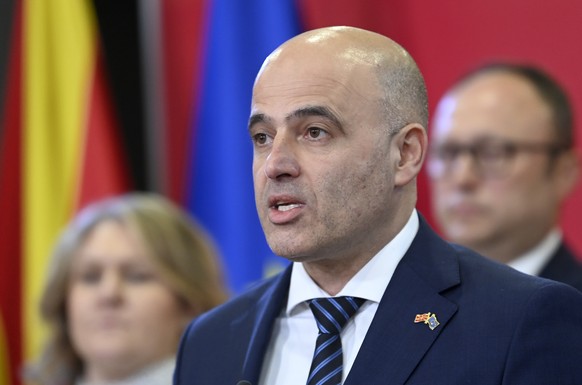 epa10074692 North Macedonia&#039;s Prime Minister Dimitar Kovacevski announces that Government accepted French proposal to resolve the dispute between North Macedonia and Bulgaria and EU accession Neg ...