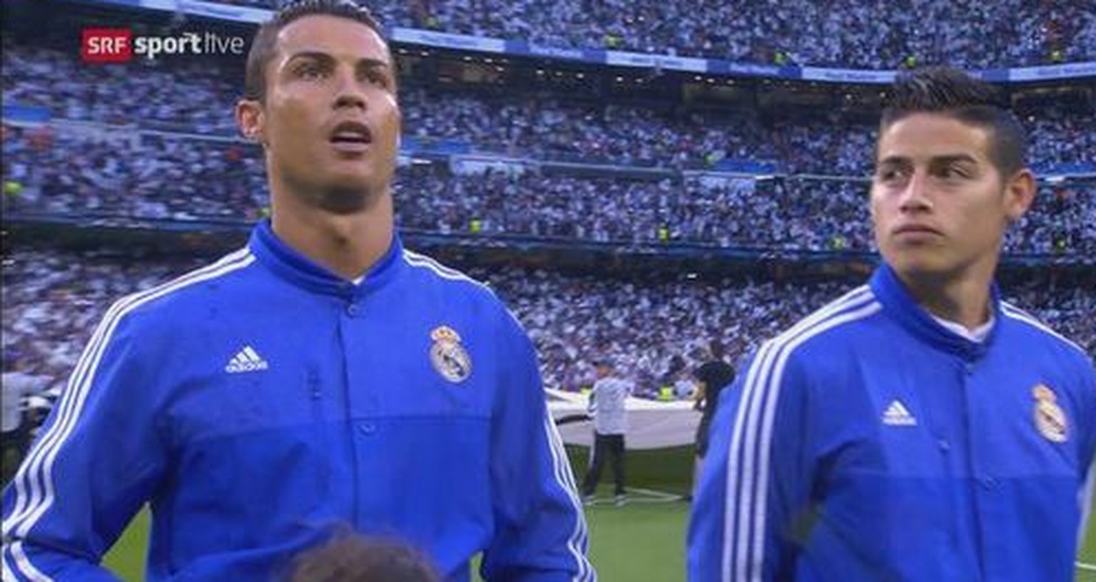 Singen kann er auch noch: James Rodriguez staunt über Cristiano Ronaldo.