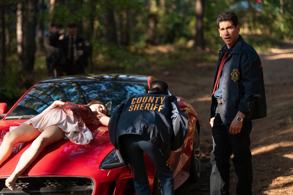 Jon Bernthal dans la série His &amp; Hers de Netflix.