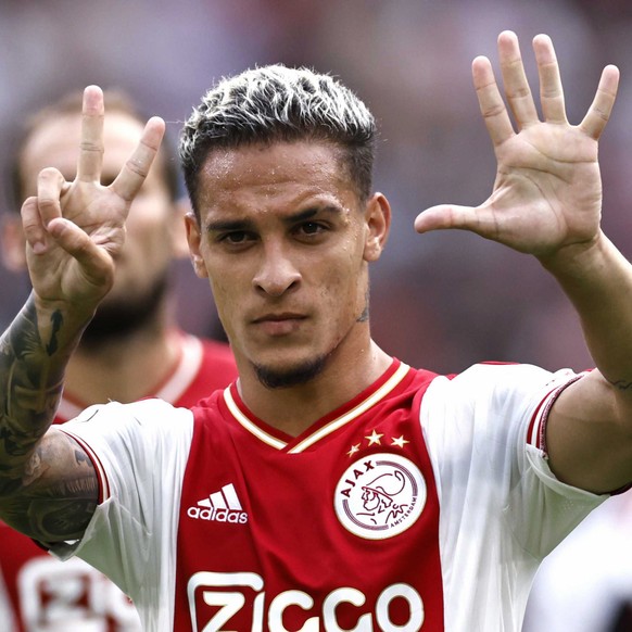epa10120592 Antony Matheus Dos Santos of Ajax celebrates the 2-1 during the Dutch Eredivisie soccer match between Ajax Amsterdam and FC Groningen at the Johan Cruijff ArenA in Amsterdam, Netherlands,. ...