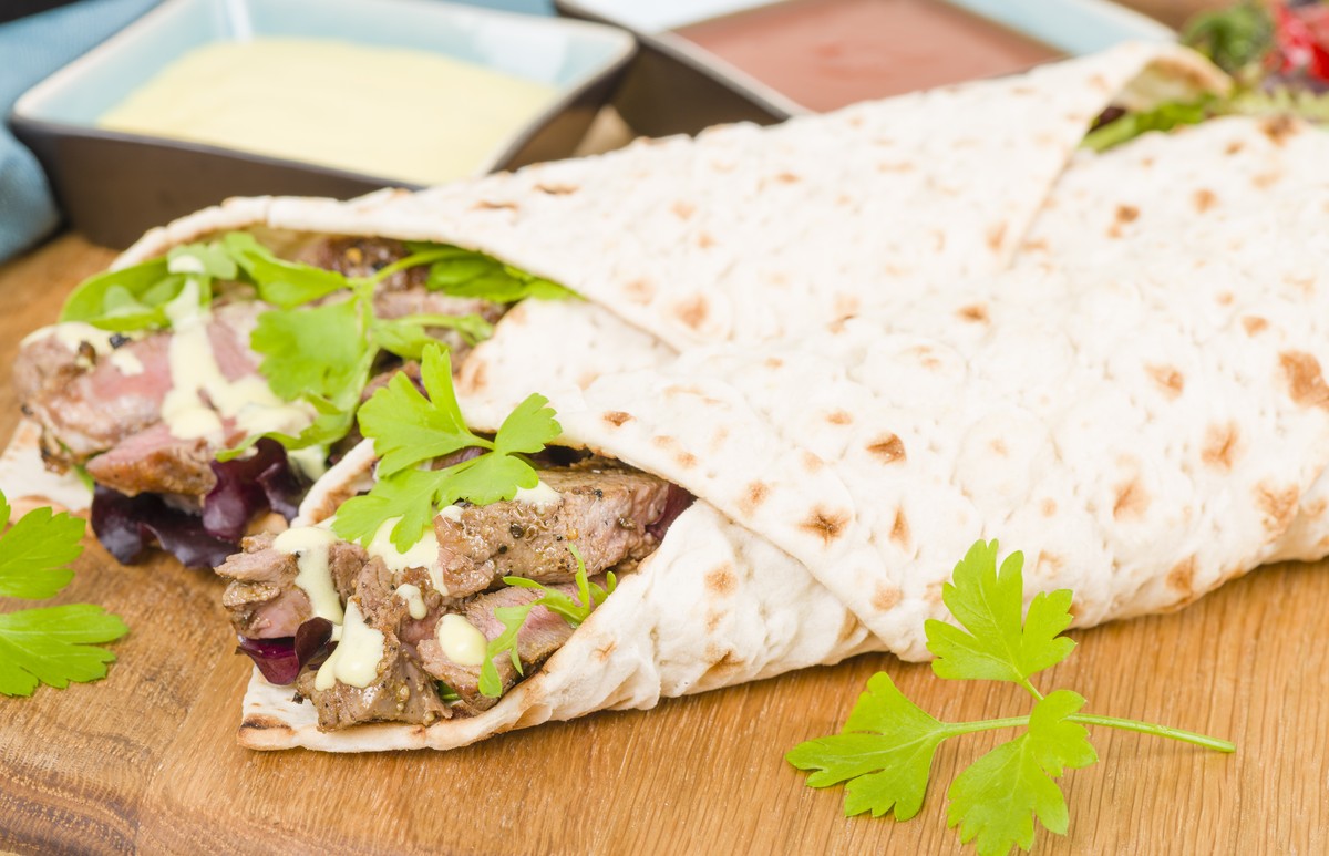beef wrap fajita rindfleisch lammfleisch dürüm döner kebab essen tortilla