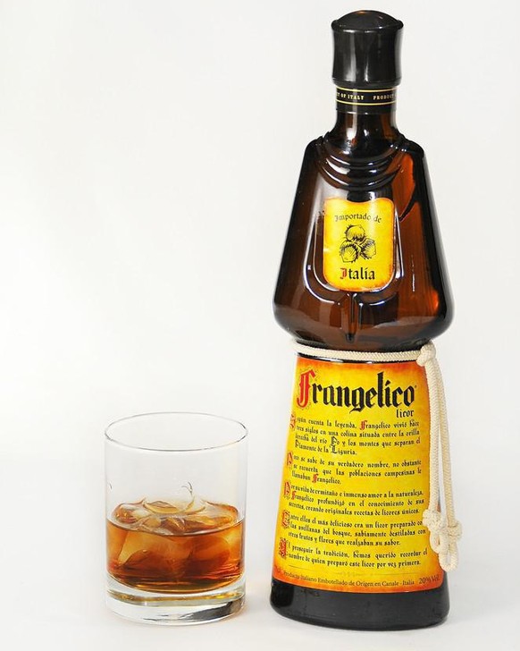 frangelico nussliquer trinken drinks italien alkohol cocktail