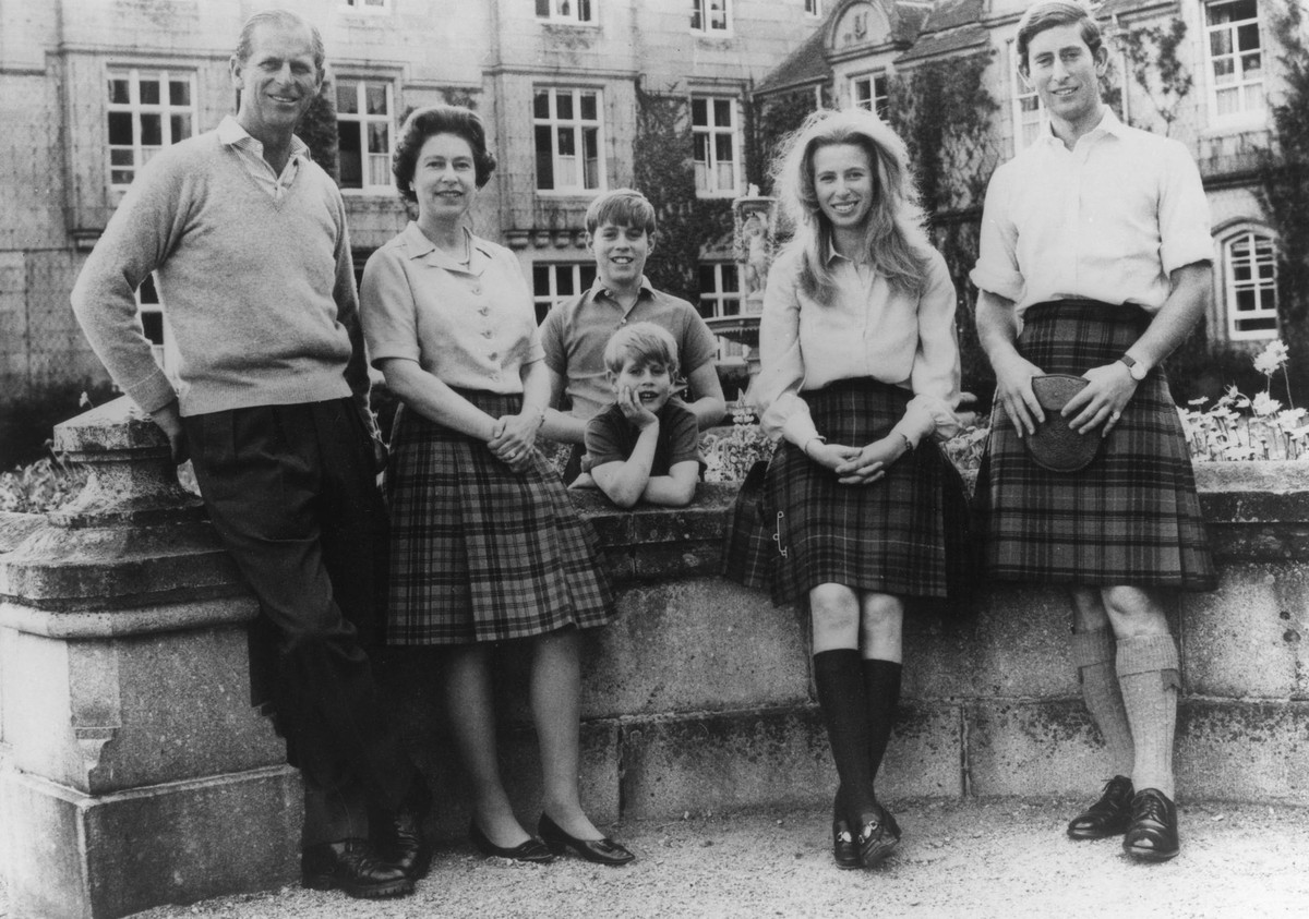 RECORD DATE NOT STATED The Royal family, silver wedding annivesary photograph, 1972. Creator: Unknown. Copyright:xKeystonexArchives/HeritagexImagesx / IMAGO ,2323133 ACHTUNG: AUFNAHMEDATUM GESCHƒTZT P ...