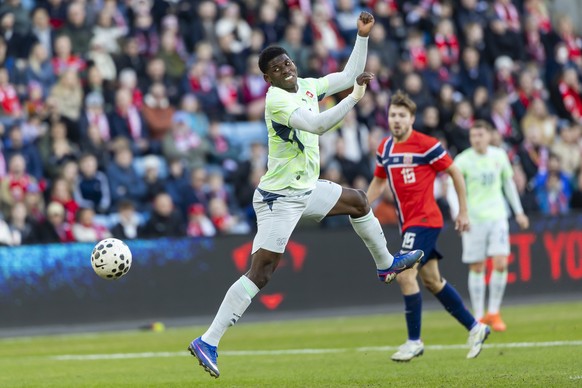 epa12862152 Switzerland's Breel Embolo in action during a friendly soccer match between Norway and Switzerland at the Ullevaal Stadium in Oslo, Norway, 31 March 2026. EPA/CYRIL ZINGARO