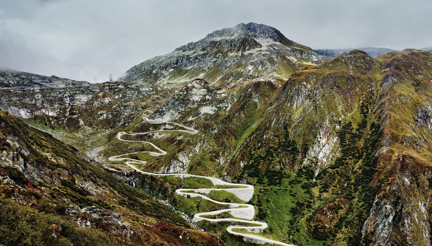 Entweder du liebst sie, oder du hasst sie: Die Alpenpässe. Aber beeindruckend sind sie allemal, das beweisen diese Bilder