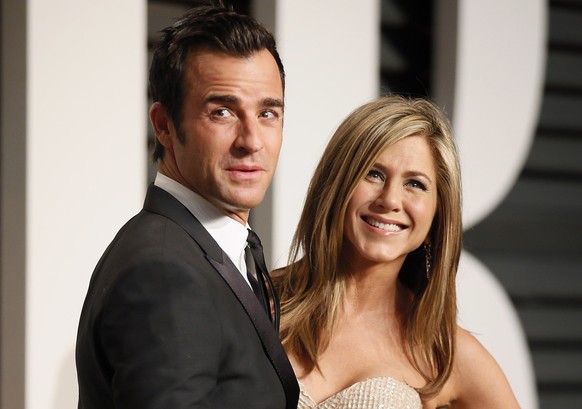 Actress Jennifer Aniston and fiance Justin Theroux arrive at the 2015 Vanity Fair Oscar Party in Beverly Hills, California, in this file photo taken February 22, 2015. Former &quot;Friends&quot; star  ...