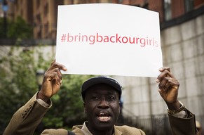 Für internationale Empörung sorgte Boko Haram mit der Entführung von mehr als 200 Schülerinnen im vergangenen Monat.