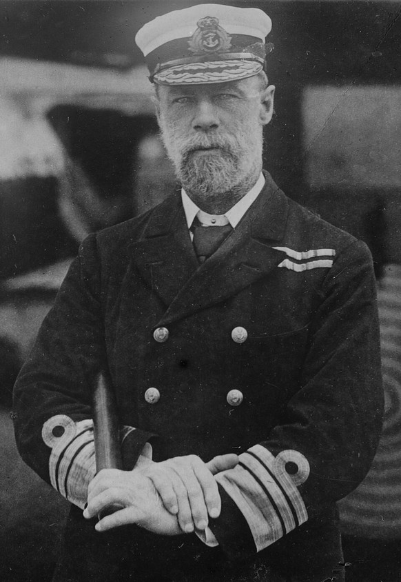 Sir Arthur Knyvet Wilson, 3. Baronet, VC, GCB, OM, GCVO (* 4. März 1842 in Swaffham, Norfolk; † 25. Mai 1921 ebenda) war ein britischer Admiral of the Fleet der Royal Navy, der zuletzt zwischen 1910 u ...